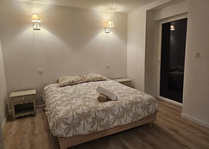 Avec בית נופש Couesmes-vauce